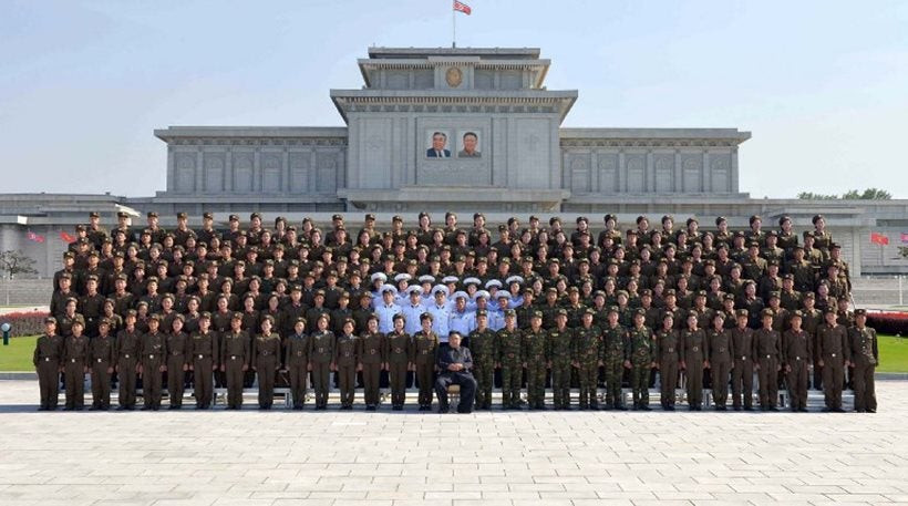 Σε επιδείξη στρατιωτικής πειθαρχίας το στράτευμα της Βόρειας Κορέας (εικόνες)